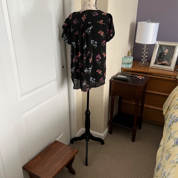 Blouse - Picture 5 of 6